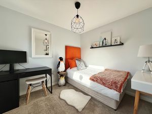 Photo 22- click for photo gallery